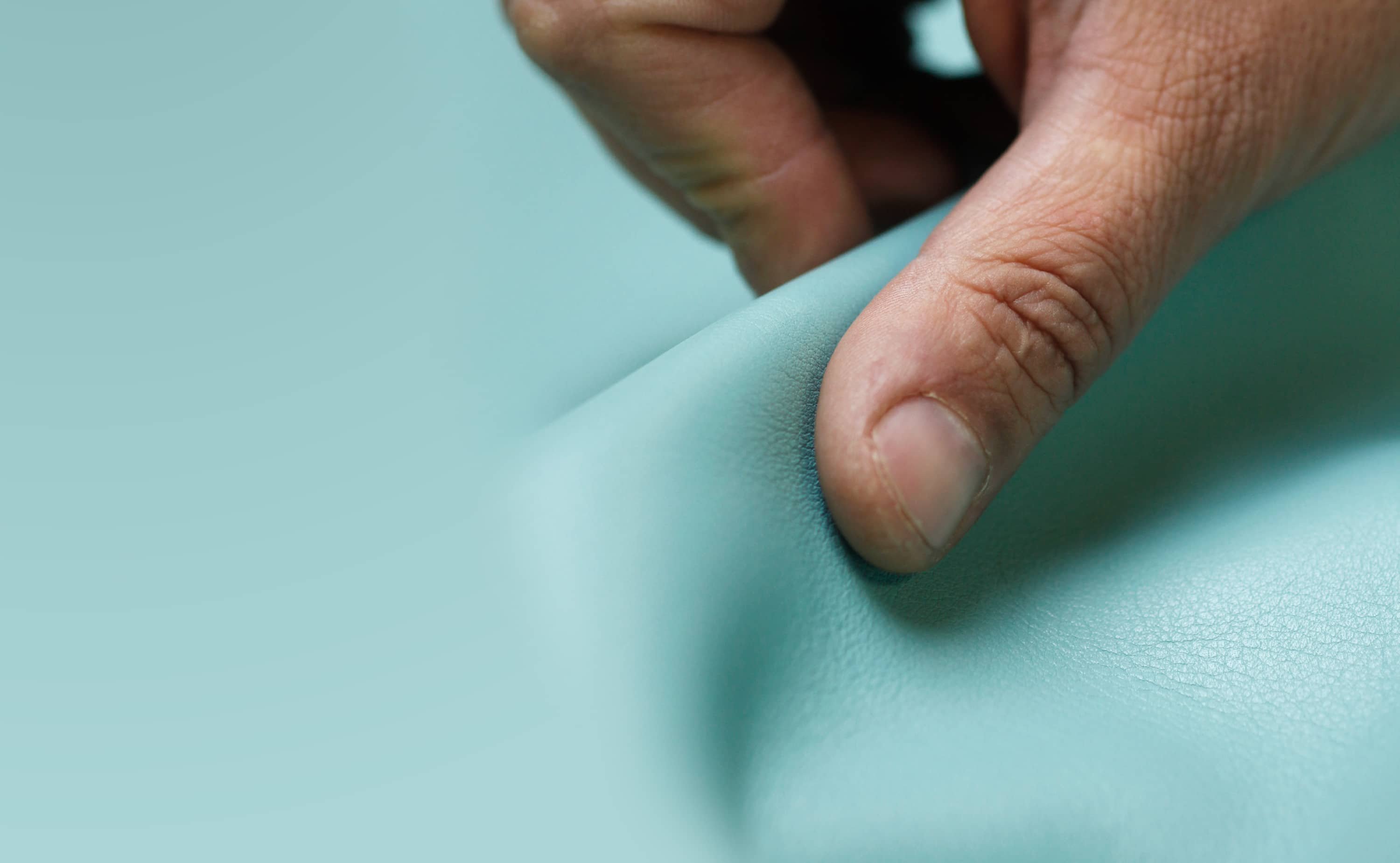 ACRYLIC POLYMER RETANNING AGENTS FOR ALL LEATHER TYPES